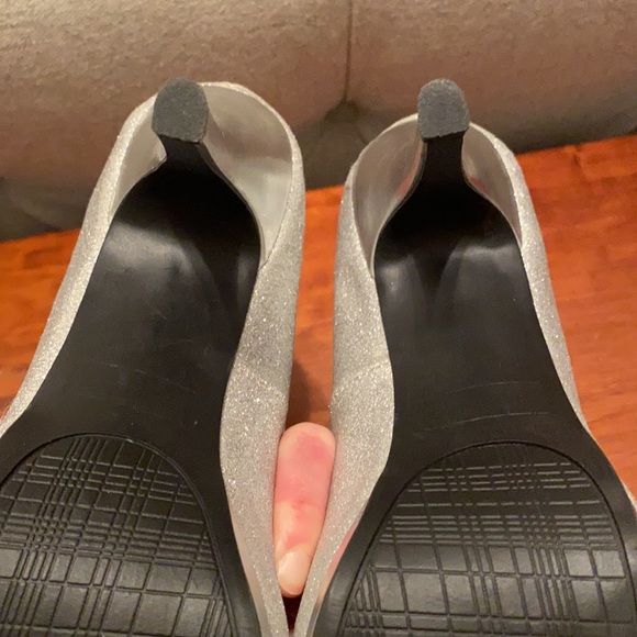 Silver open toe heel - Picture 9 of 13